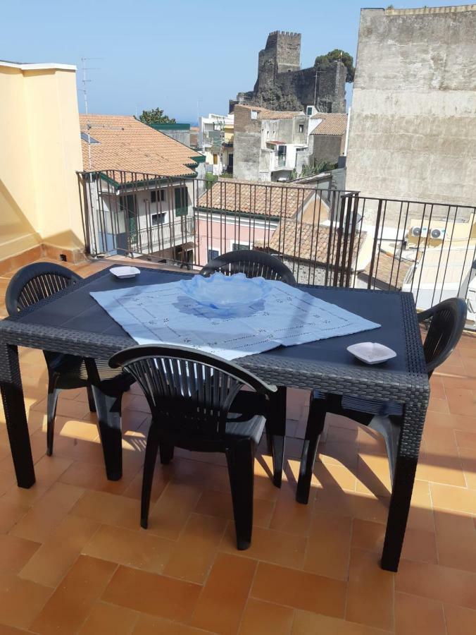 Charme In Apartment Aci Castello