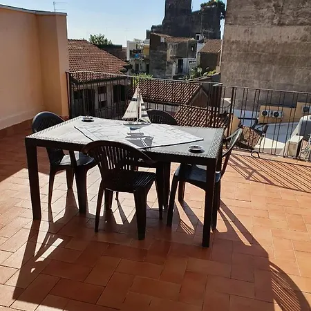 Charme In Aci Castello Apartment Exterior photo